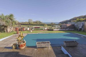 Photo 19- click for photo gallery